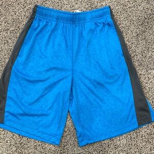 Boys Blue Basketball Shorts Size L (10-12) smoke free home